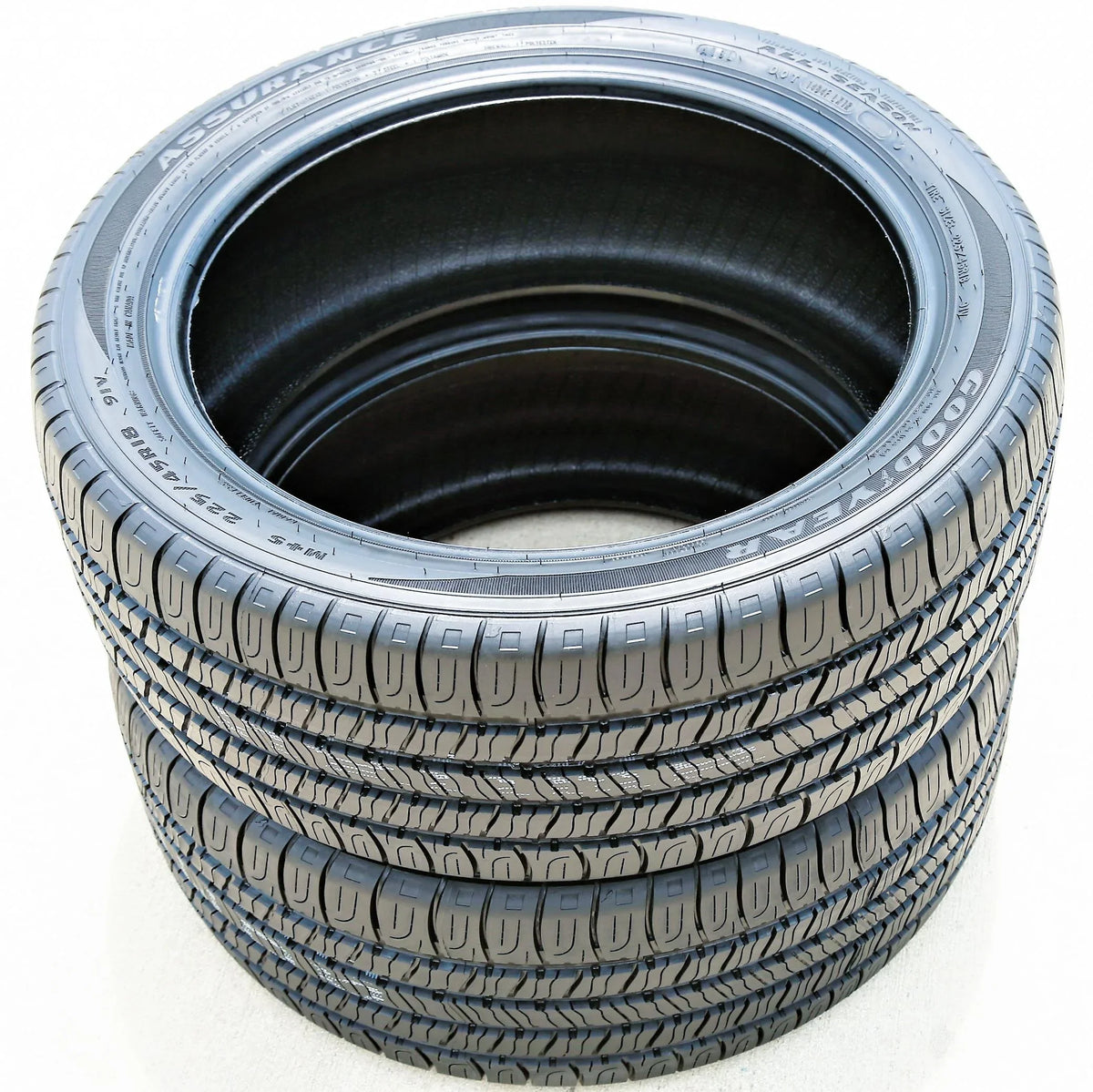 2012 All-Season Goodyear of Camry 225/45R18 XLE, 2008-12 Tires SEL 91V Season 4 (FOUR) Assurance Set A/S Fits: All Fusion