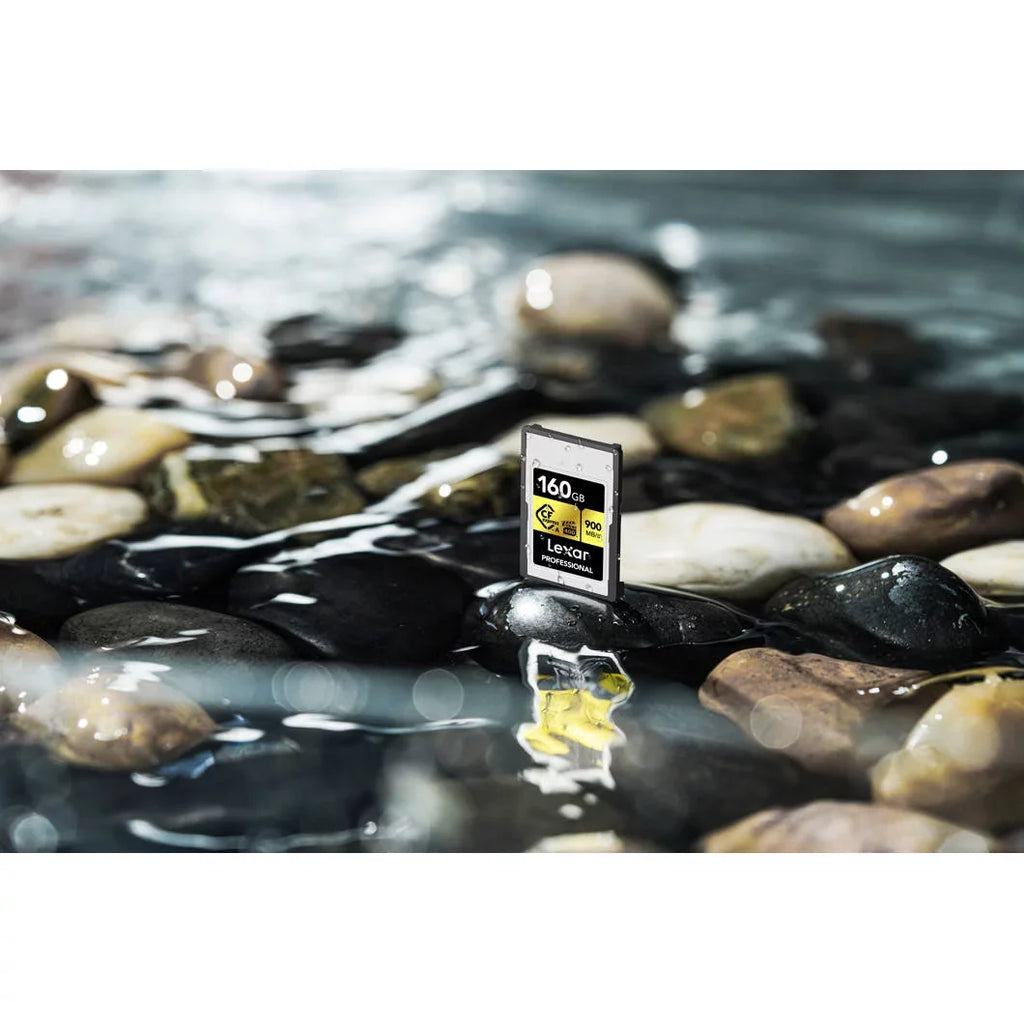 Type with Type A Lexar Bundle 80GB Gen Lexar 2x2 Pro CFexpress A/SD 3.2 USB Professional CFexpress Reader Gold Memory R900/W800 Card, (2-Pack)