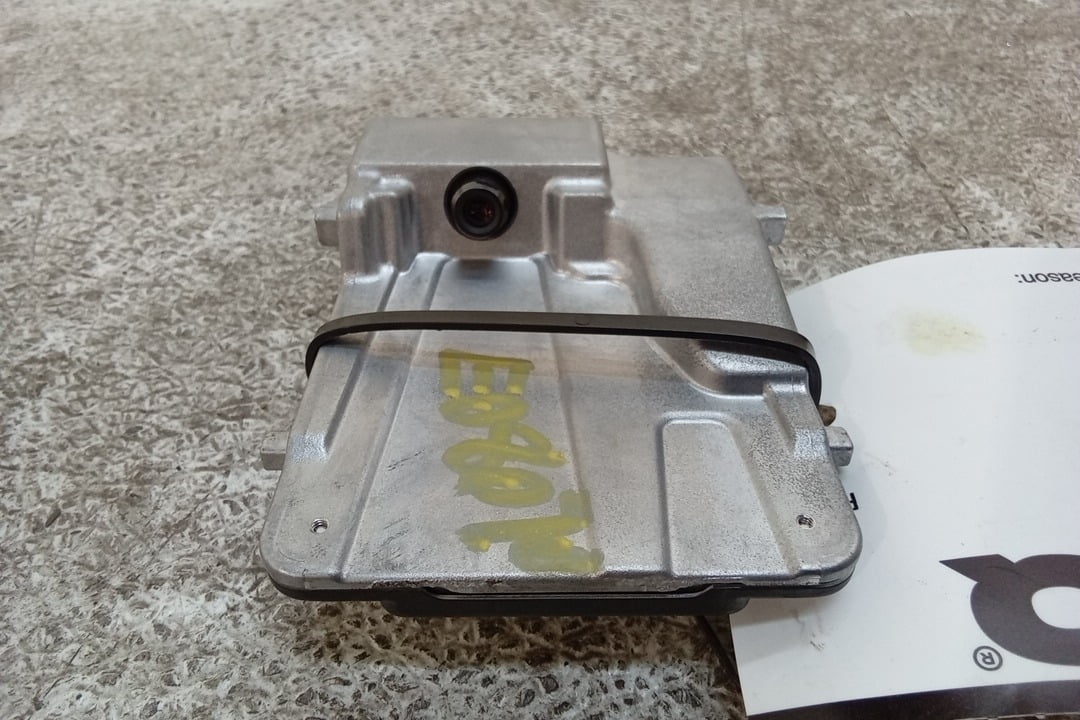2021 (Good) OEM Front 8646C02020 Windshield Lane Pre-Owned Camera Corolla Departure