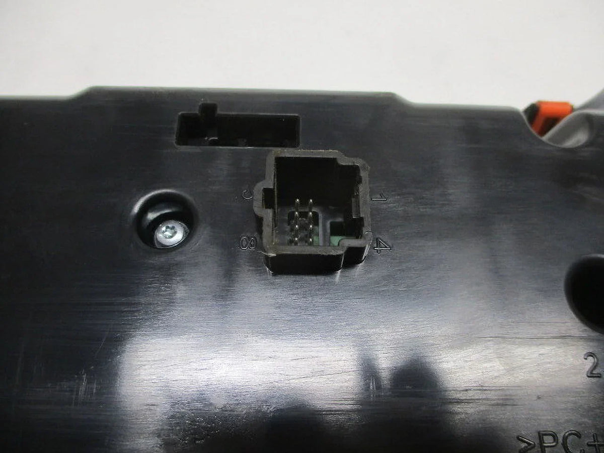 21 22 Climate (Good) AC Control 20 OEM Heater 19 Jeep Temperature Automatic Cherokee Pre-Owned