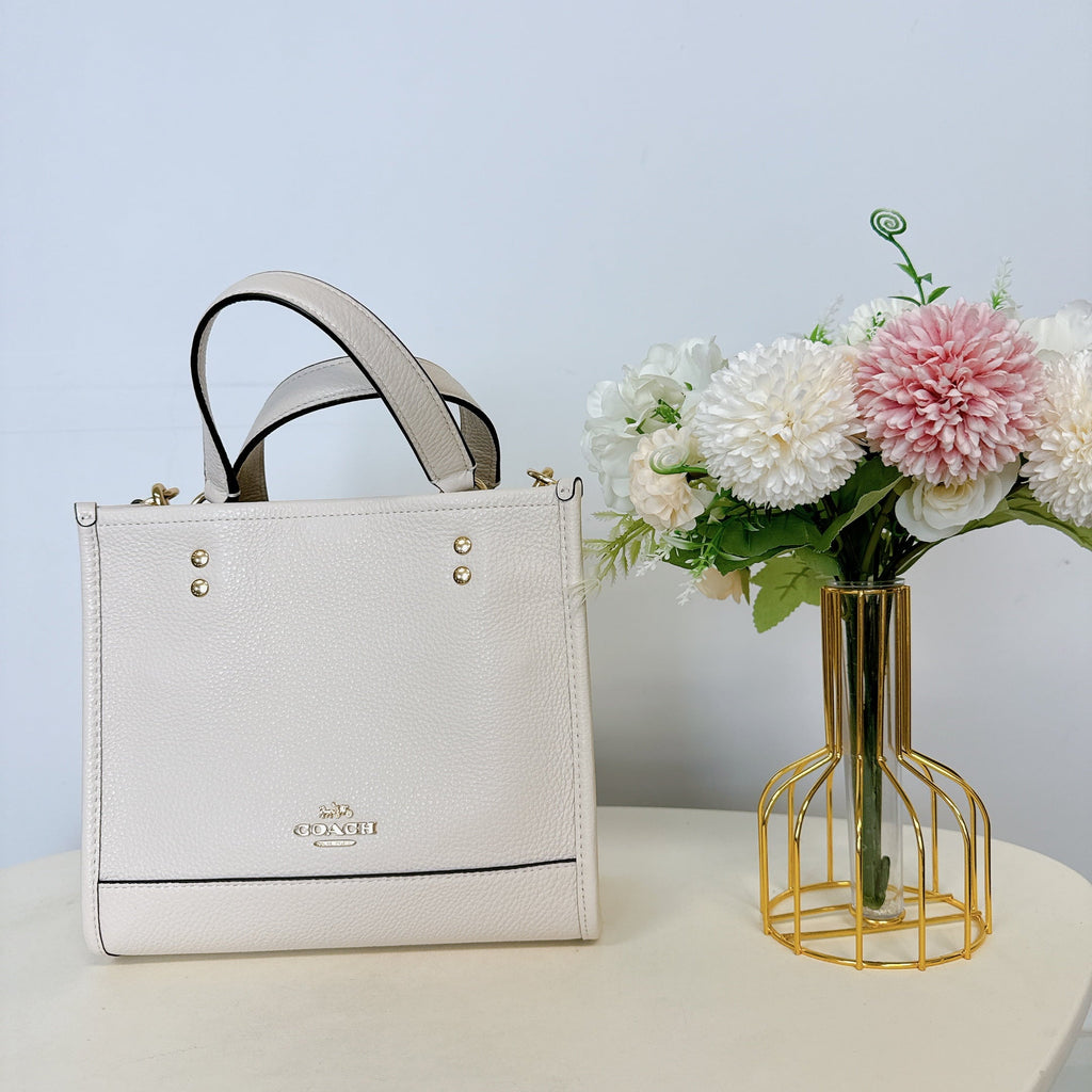 22 Coach Dempsey CO971 Chalk Tote IN