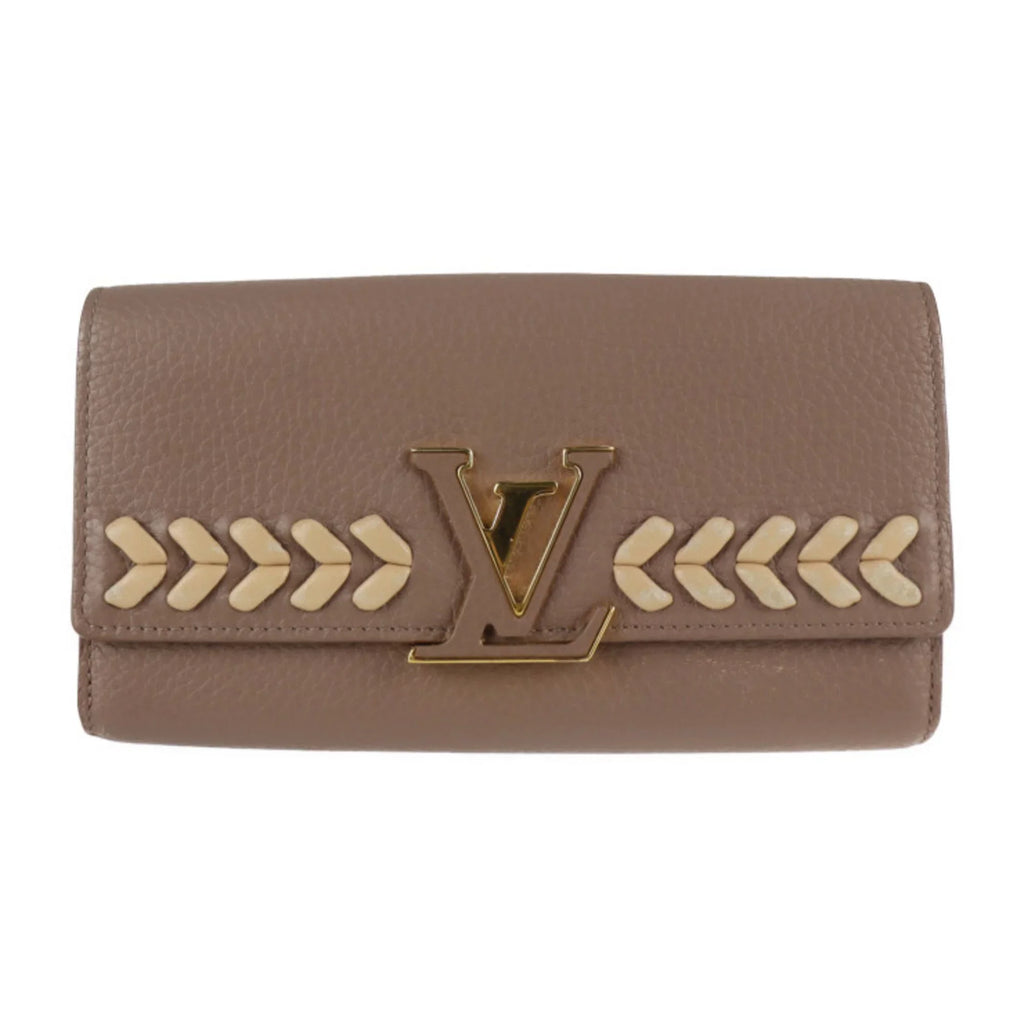 Parnacea Capucines Long LV (Good) Gold Beige Taupe Portefeuille Genuine Fitting Taurillon M62075 Metal Logo Pre-Owned Wallet Leather