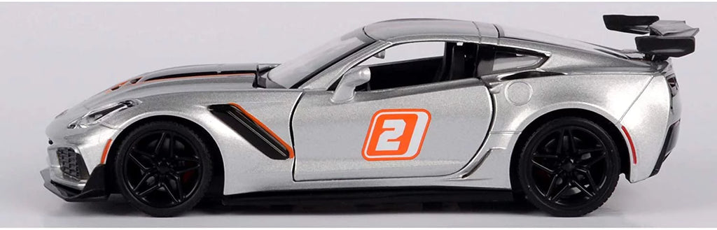 ZR1 #2, Chevy Toy Silver - Corvette 73785SV Motor Car Model scale 1/24 Max 2019 Diecast -