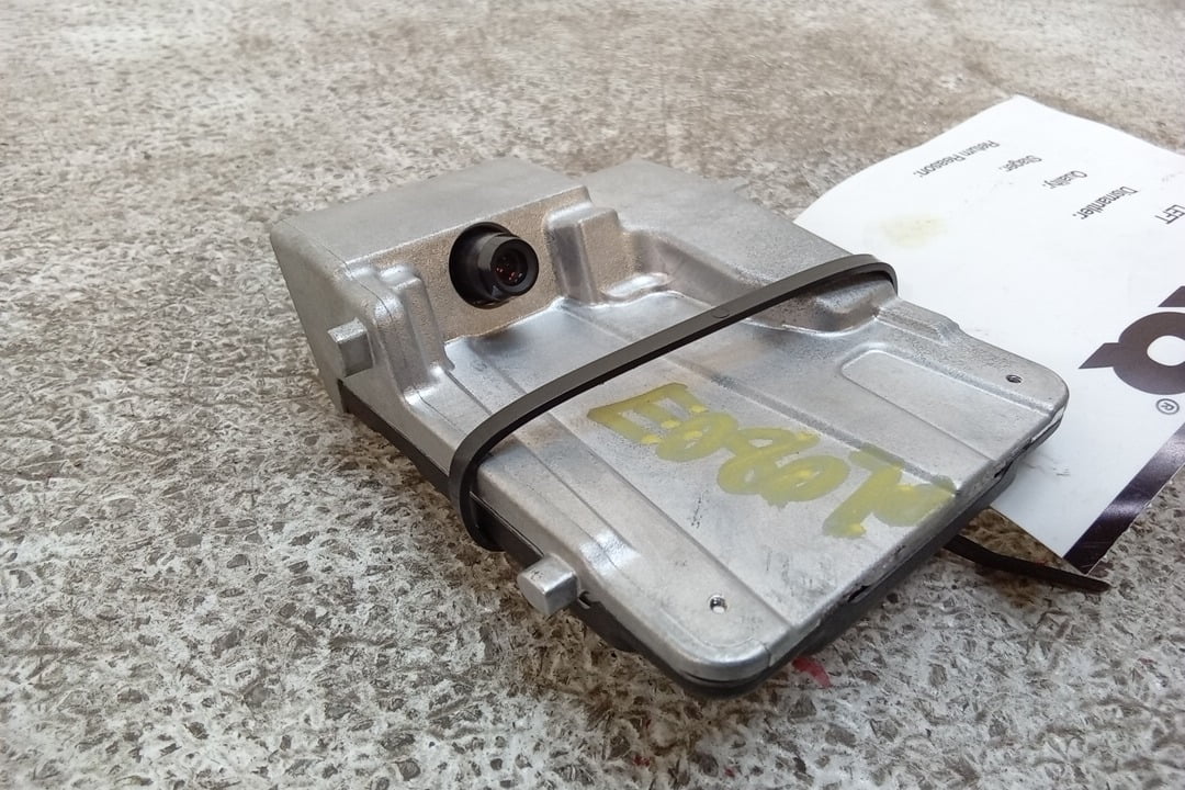 2021 (Good) OEM Front 8646C02020 Windshield Lane Pre-Owned Camera Corolla Departure
