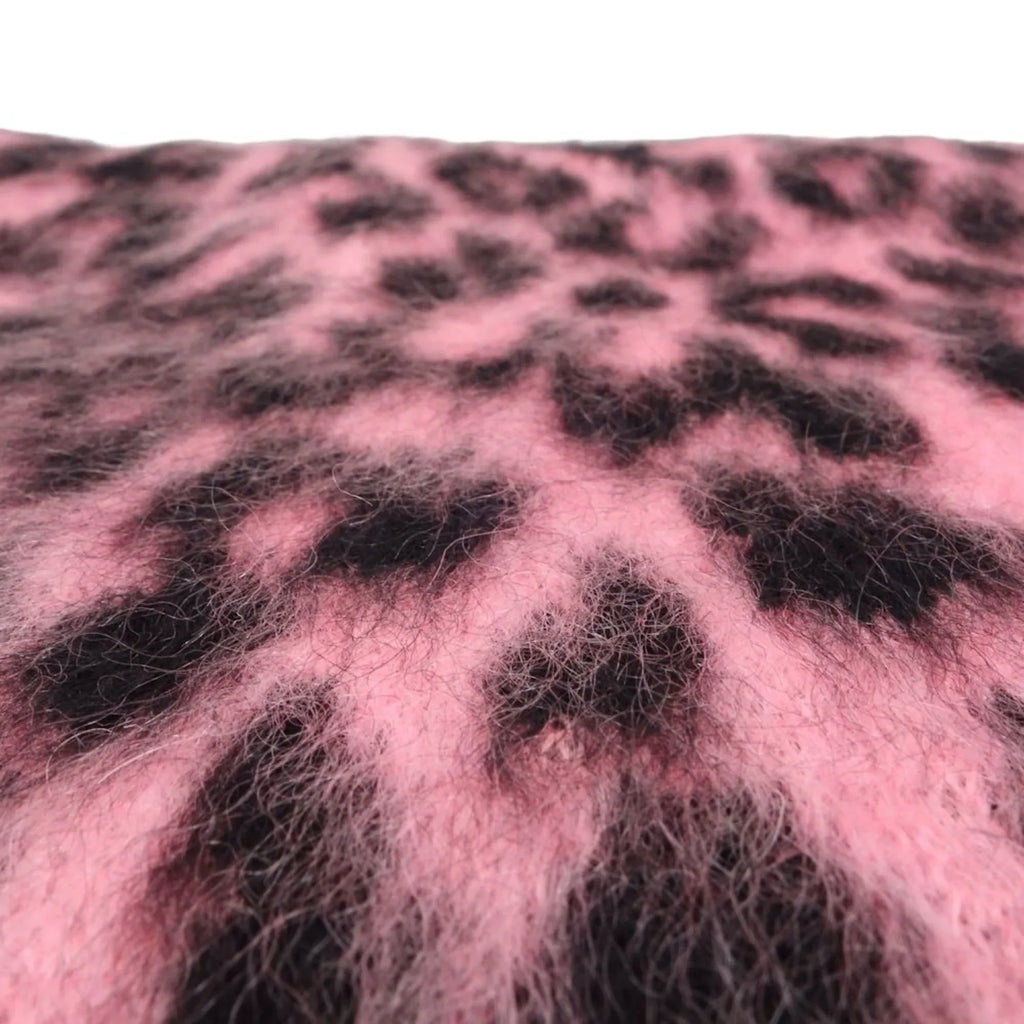 CELINE Pink x Black Leopard 180357 Nylon (Good) Shawl Pre-Owned Mohair Print Scarf