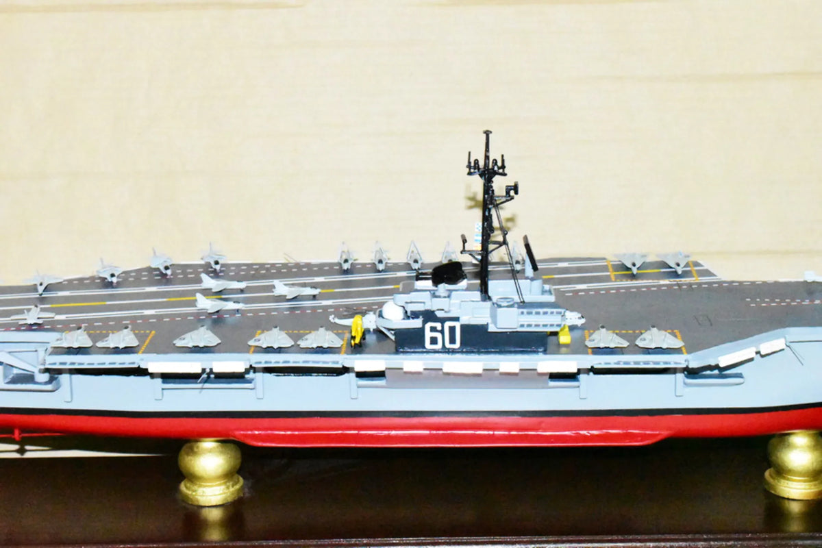 Model,Mahogany,Forrestal Saratoga USS Carrier Model,Navy,Scale Aircraft CV-60 Class
