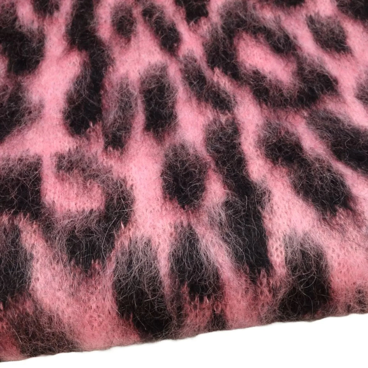 CELINE Pink x Black Leopard 180357 Nylon (Good) Shawl Pre-Owned Mohair Print Scarf