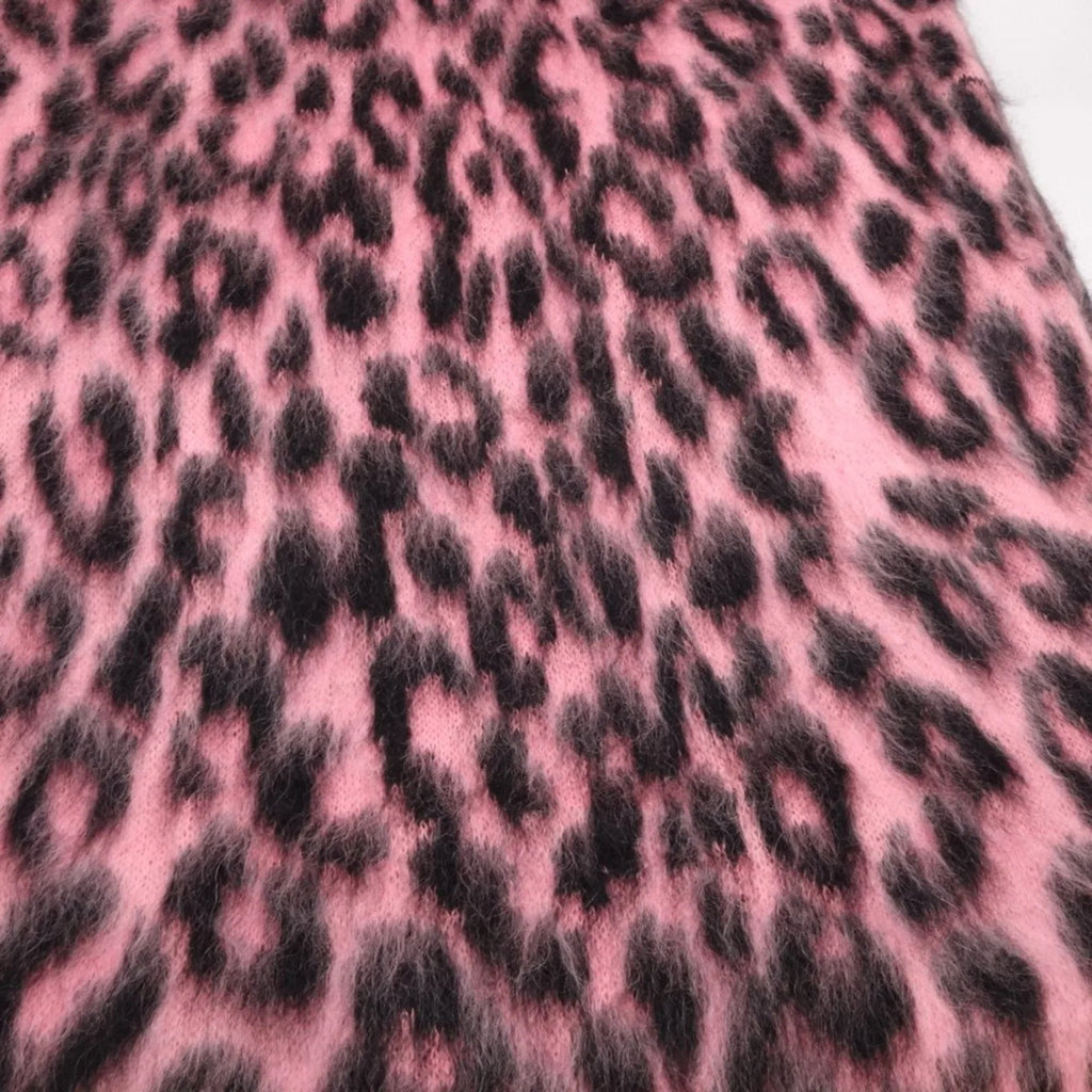 CELINE Pink x Black Leopard 180357 Nylon (Good) Shawl Pre-Owned Mohair Print Scarf