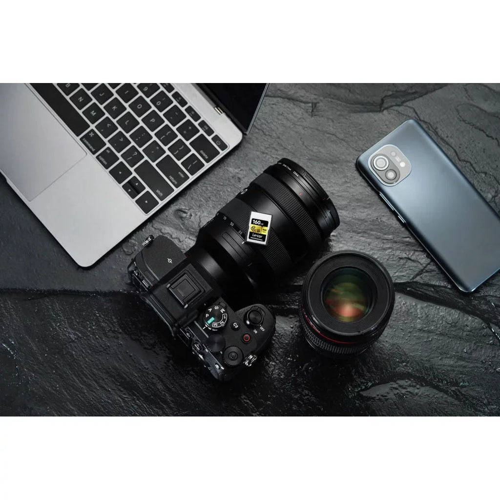 Type with Type A Lexar Bundle 80GB Gen Lexar 2x2 Pro CFexpress A/SD 3.2 USB Professional CFexpress Reader Gold Memory R900/W800 Card, (2-Pack)