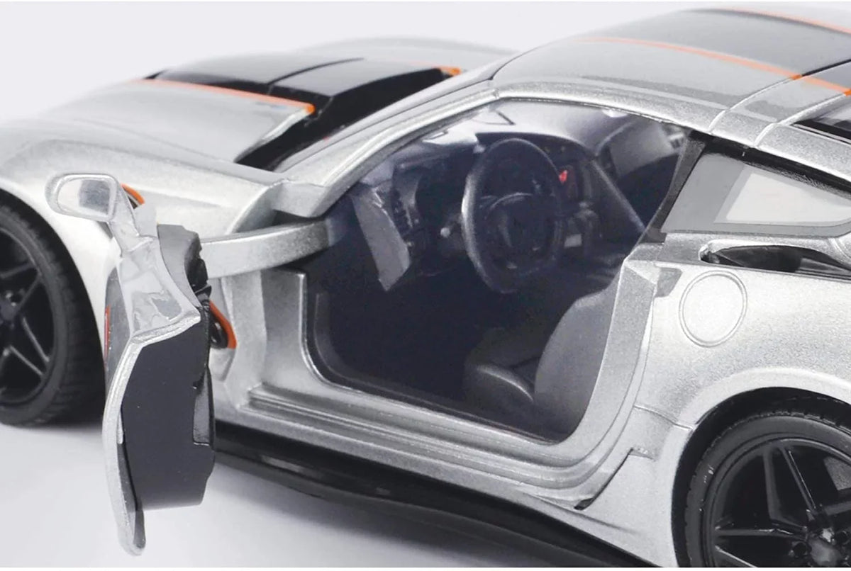 ZR1 #2, Chevy Toy Silver - Corvette 73785SV Motor Car Model scale 1/24 Max 2019 Diecast -