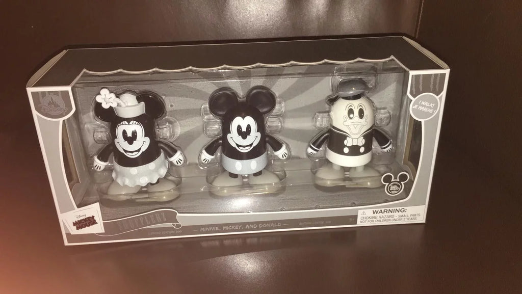 Shufflerz Expo Minnie Donald 300 Mickey Box Limited with New D23 Disney of 2019